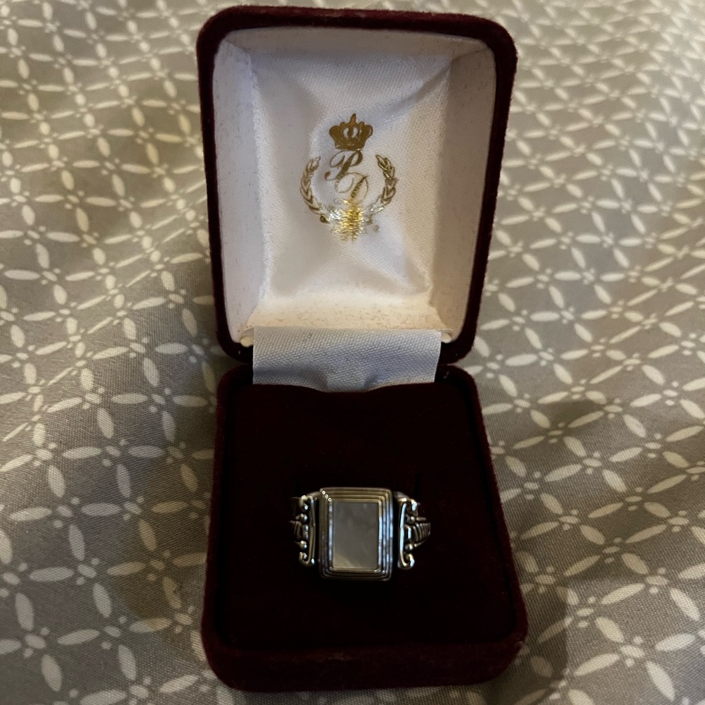 Vintage Premier Designs Mother of Pearl Ring
